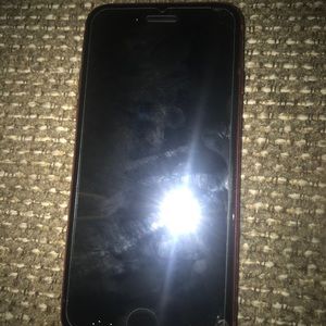 iPhone 8 red